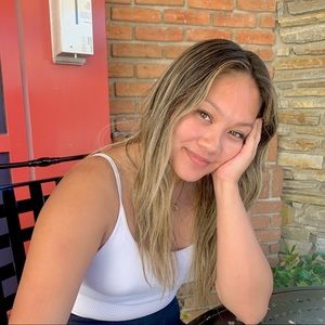 Meet your Posher, Noelle